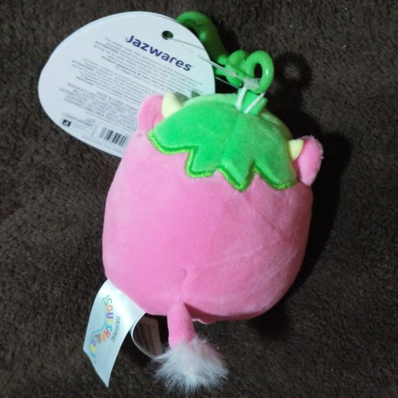 Cleary the Strawberry Cow clip squishmallow, BNWT - Picture 2 of 2